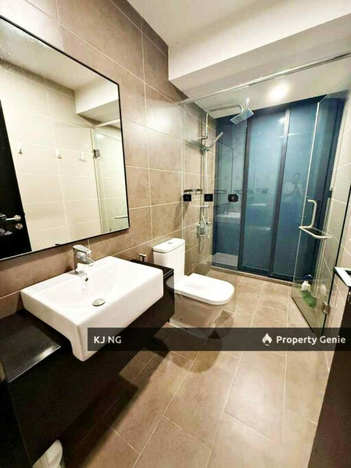 ALMAS DUPLEX FOR LONG TERM RENTAL  K J @ 018 784 1188