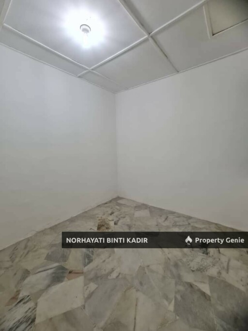 (RENOVATED) SINGLE STOREY TERRACE LORONG SERI MAHKOTA 34, BATU 12, JALAN GAMBANG