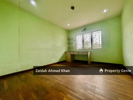 Taman Prima Tropika Seri Kembangan Corner Lot House For Sale