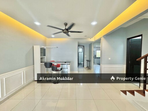 Freehold & Renovated | 2.5 Storey Terrace Intermediate TTDI Grove Phase 10, Kajang