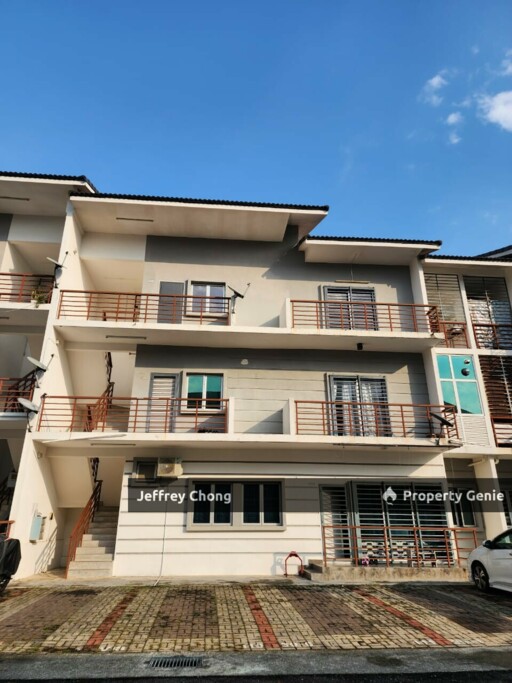 Townhouse in Bandar Ainsdale Seremban