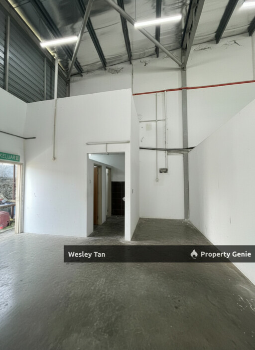 Krubong Industry Area 1.5 Semi D 8,400sf Covered Factory 60 x 140 Rent