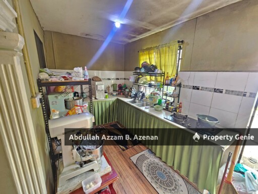 END LOT RENOVATED TAMAN MAHSURI