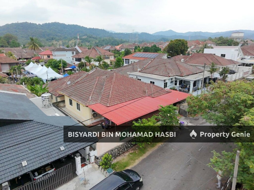 Freehold Facing Open Single Storey Semi Detached Taman Bukit Margosa, Ampangan Seremban.