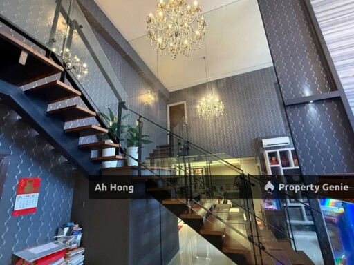 Jb Town / V Summer / Duplex / Renovated / Nearby CiQ