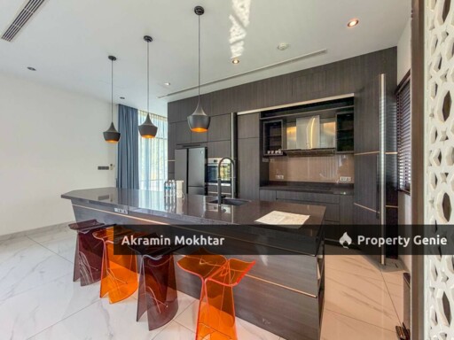 Corner Lot, Modern Design & Fully Furnished |  3 Storey Bungalow at Perdana Heights U10, Shah Alam