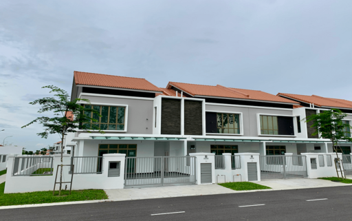 Camwood @ Taman Pelangi Indah