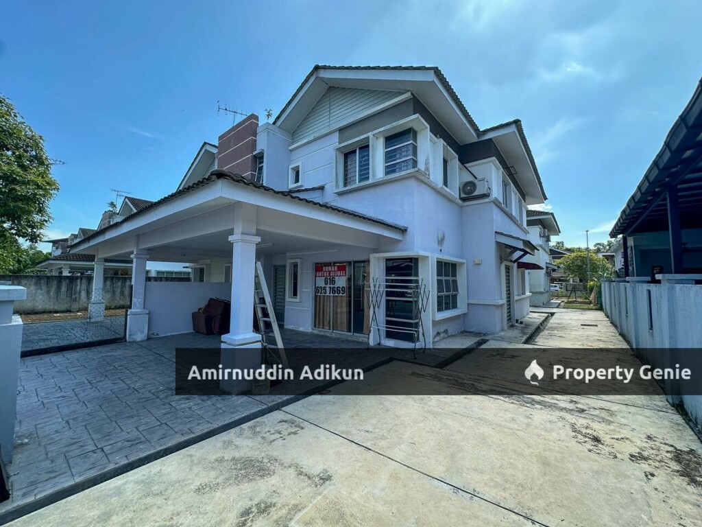 Taman Tasik Semenyih 2-Storey Semi D