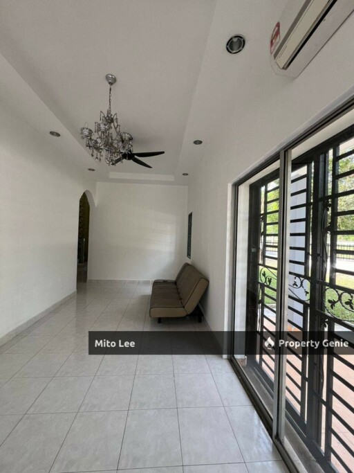 2-Storey Corner Lot @ Seri Alam for Rent!!