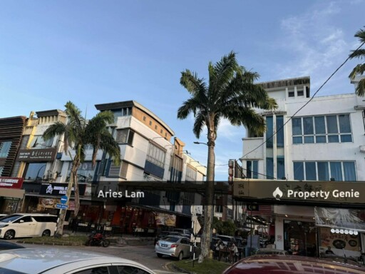 Whole Block 3 Storey Shoplot @ Sutera Utama / Skudai / Near Sutera Mall