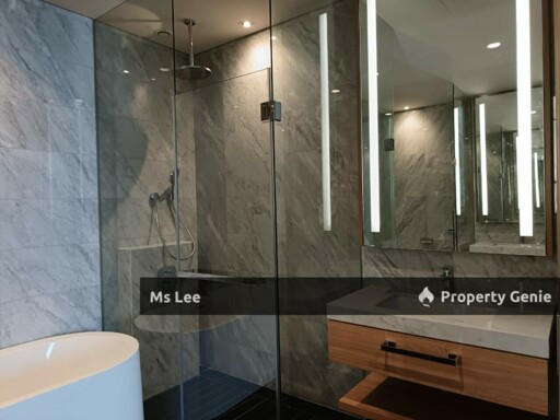 The Conlay @ KLCC-Near Pavilion Mall & MRT, Level 42 TRX View, Brand New, Ready Now
