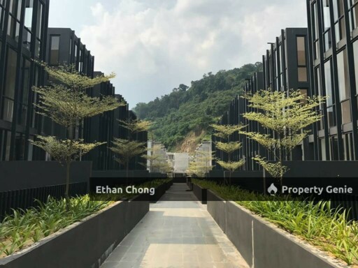 Empire Residence @ Damansara Perdana Partial Furnished For Rent