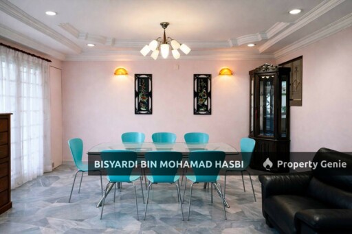 4,580 SQ.FT Corner Lot Double Storey Terrace House , USJ 23 Subang Jaya.