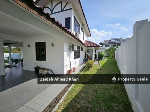 Exclusive Bungalow Seksyen 9 Shah ALam With Spacious Garden Hot Prime Area For Sale