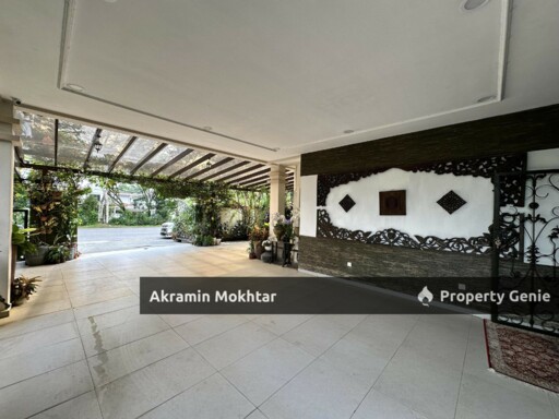 CORNER NICE RENOVATED & EXTENDED 2 STOREY SEMI D HOUSE SS4 KELANA JAYA  SELANGOR