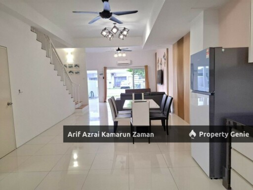 [Newly Renovated & Fully Furnished] Double Storey Terrace House @ Casa Green, Cybersouth | 3 Bedrooms | 3 Bathrooms | 1,545 sqft | RM3,200
