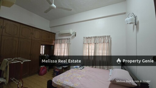 Bungalow House in Bentong Free Flood Area