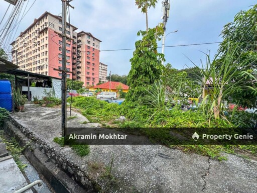 Renovated | 2 Storey House Taman Puchong Indah( Low Cost )