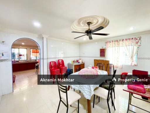 Freehold, Corner Lot & Fully Renovated | Double Storey Jalan Semarak Bandar Utama Batang Kali