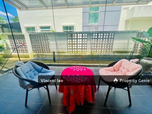 Taman Meranti Jaya, 3 Storey Luxurious Bungalow with Swimming Pool, Freehold, Facing North, Tip Top Condition