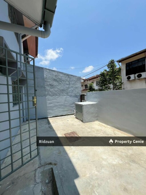 Taman Pasir Putih, Fully Renovate, Double Storey