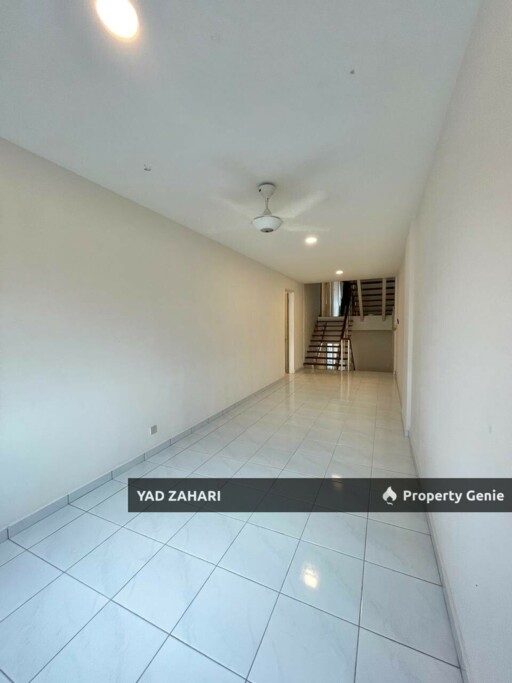 Taman Tasik Prima, Puchong | Townhouse 5 Bedrooms | RM890K - Fully Furnished, Roof Deck Facing Lake View & Spacious Built Up