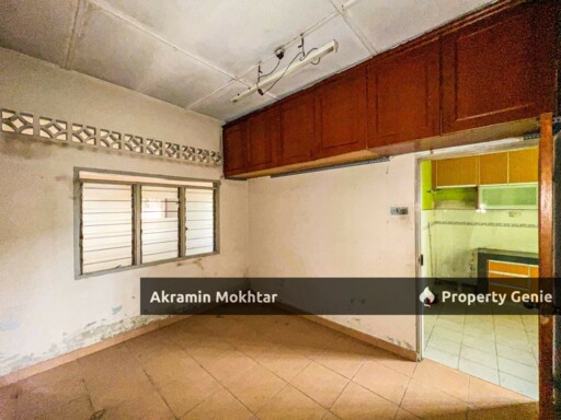 FREEHOLD & END LOT | 1 Storey Terrace House Taman Semenyih