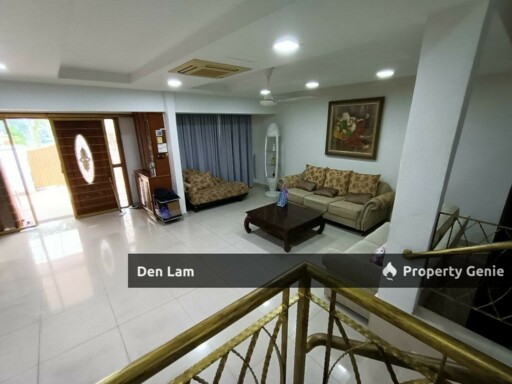 Bangsar Baru KL 3sty House For Sale !!