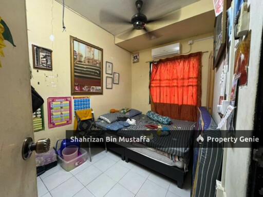Taman Scientex, International Lot
