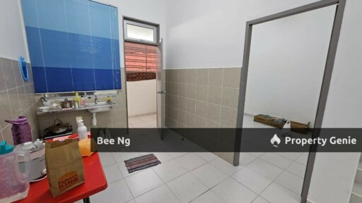 Taman Pulai Mutiara / 2.5 Storey Terrace / For Rent