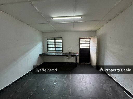 RUMAH TERES 2 TINGKAT TAMAN TAS RIA UNTUK DIJUAL Kuantan