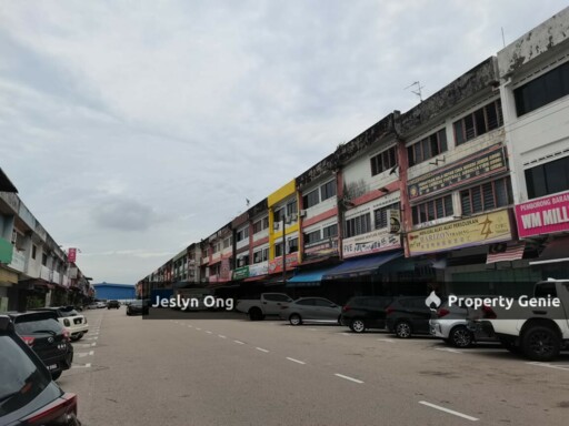 2 Storey Shoplot @ Jln Dedap (Wholesale Street) Tmn Johor Jaya for Rent