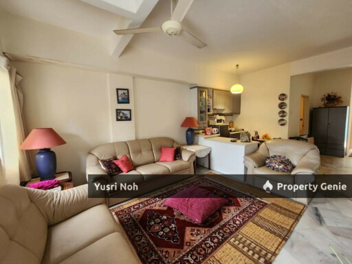 HOUSE FOR SALE AT BAYU BEACH RESORT HOTEL