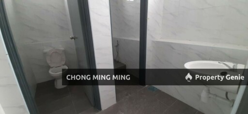 3 Storey Commercial Semi D Retail Space for Rent