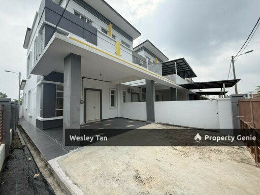 Below Bank Value! Freehold Corner 2.5 Storey Terrace @ Bukit Katil