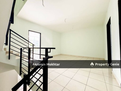 Freehold | 3 Storey Terrace Bangi Avenue