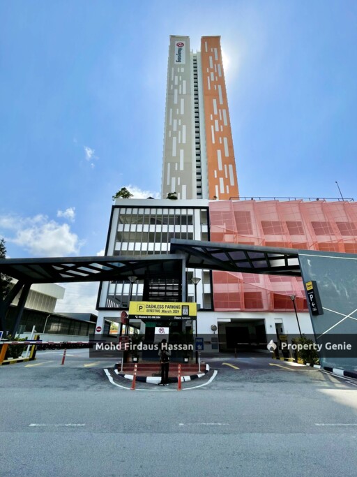 4 Car Park📍Meritus Resindensi, Jalan Laguna 1, Perai Penang. 🔥1301 sq ft 🔥4 Car Park