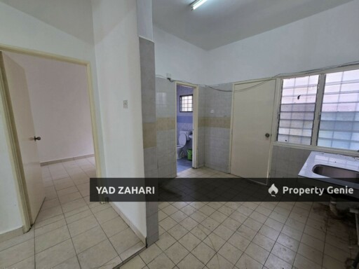 Taman Mutiara Kemuning, Shah Alam | 2-Storey Terrace 4+1 Bedrooms | RM500K - Facing Open with Spacious Land 20*70