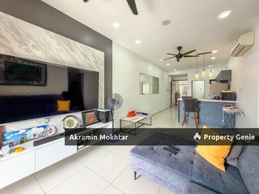 Freehold, Walking Distance To LRT, Partially Furnished & 2 Parking | Ten Kinrara Residence, Bandar Kinrara , Puchong