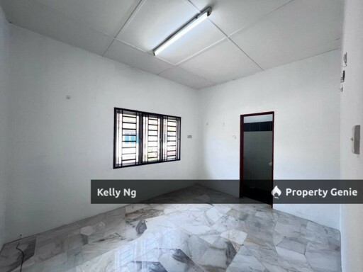 2 Sty House At Taman Indah Klang For Rent