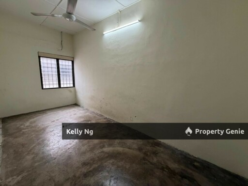 Double Sty House At Klang Utama For Rent
