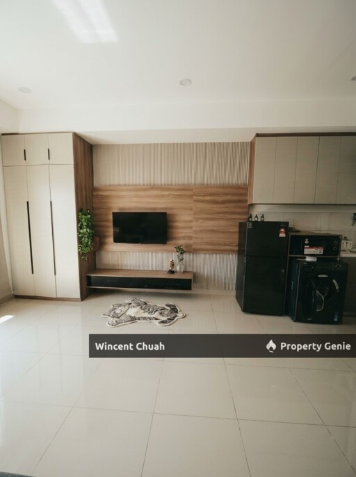 Studio Astrum Ampang, 150m LRT Jelatek