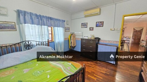 FREEHOLD, CORNER LOT & FULLY RENOVATED | BUNGALOW DOUBLE STOREY TAMAN PAROI JAYA SEREMBAN