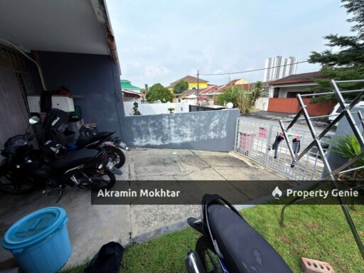 Freehold & Below | Market Single Storey Terrace SS5A  Kelana Jaya.