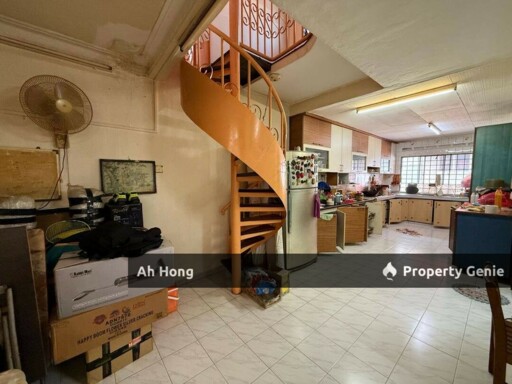 Tun Aminah / Single Storey / Renovated / Jalan Palawan / Freehold
