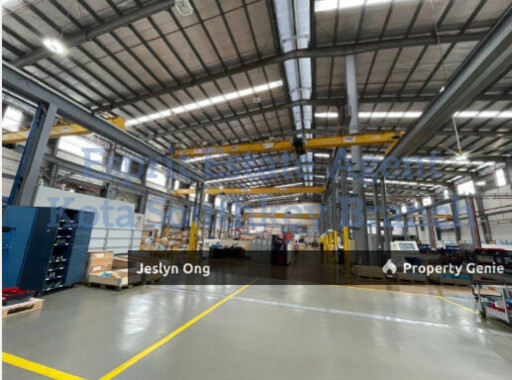 1.5 Storey Detached Factory at Desa Cemerlang for Rent