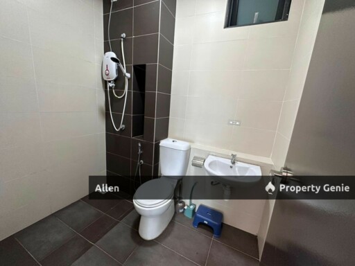 8 Scape Residence Apartment – 2 Bed 2 Bath, High Floor, Fully Furnished