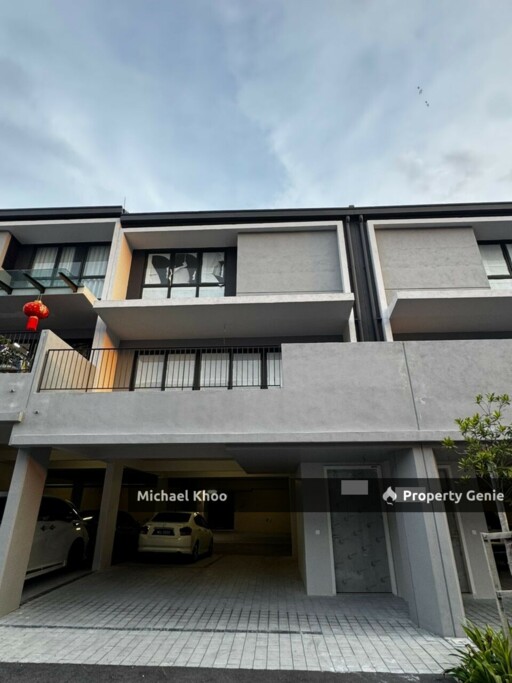 New 2.5-sty Freehold Terrace Villa (Clubhouse) @ Bukit Jalil Astro