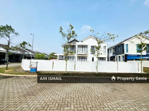 [CORNER LOT] TERES 2 TINGKAT PRECINT 7 SPRING VALE KOTASAS KUANTAN