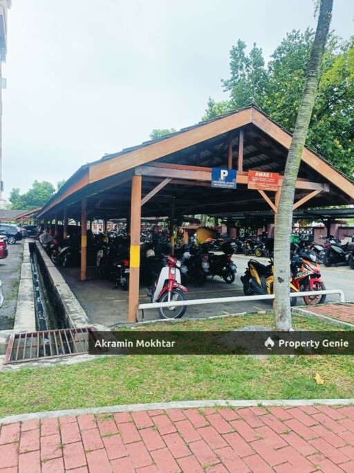 Pangsapuri Permai Villa Puchong Ada Kolam Renang dan Gate & Guarded